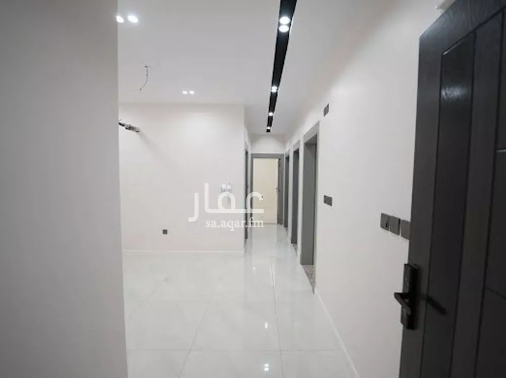 شقة 4 غرف في الزهراء 3