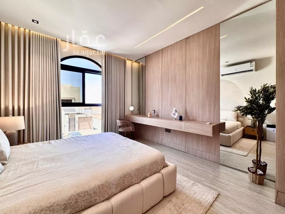 فيلا 5 غرف في عكاظ 2