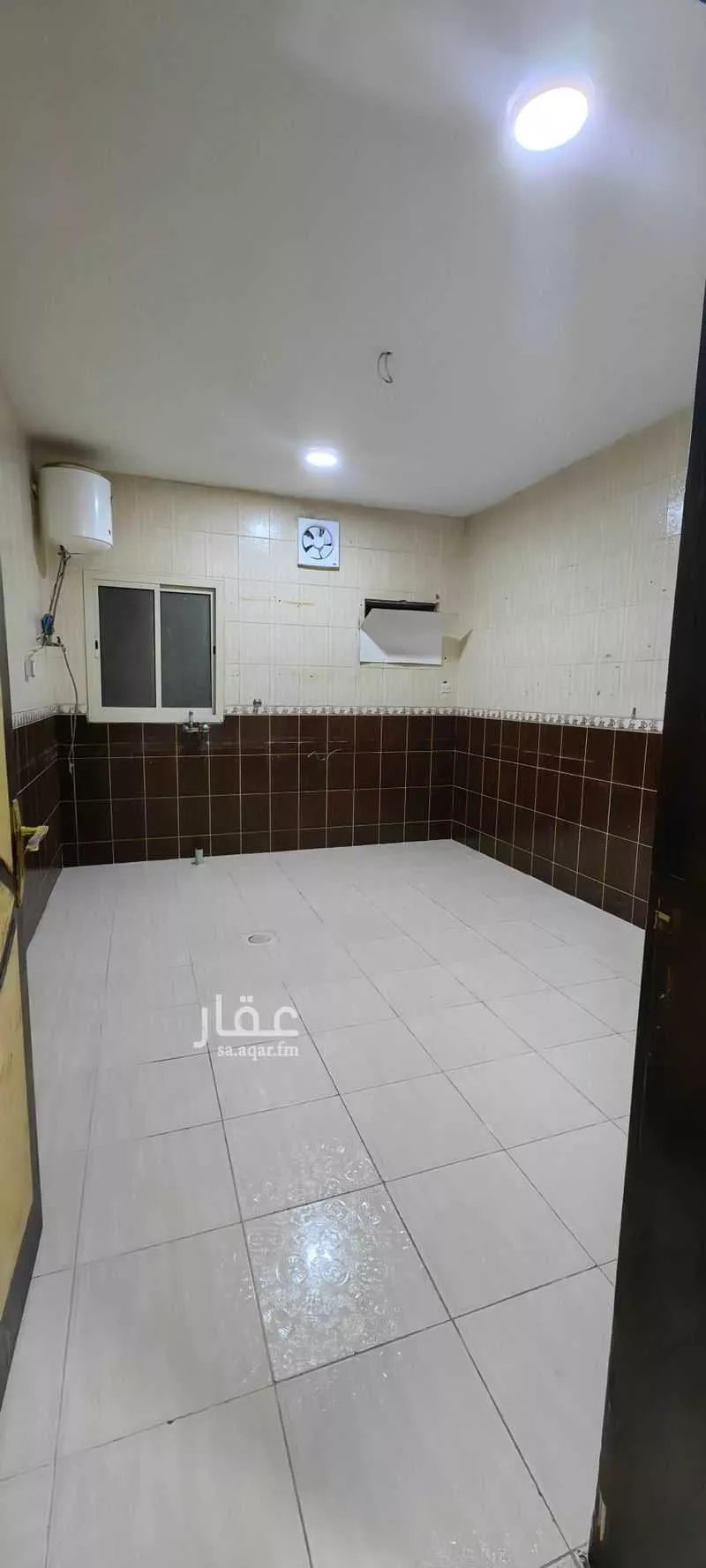 3 bedroom floor in Dhahrat Laban 3