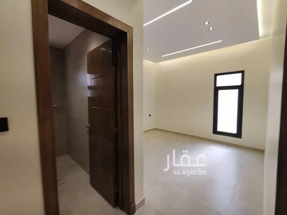 8 bedroom villa in Ash Sharq 4