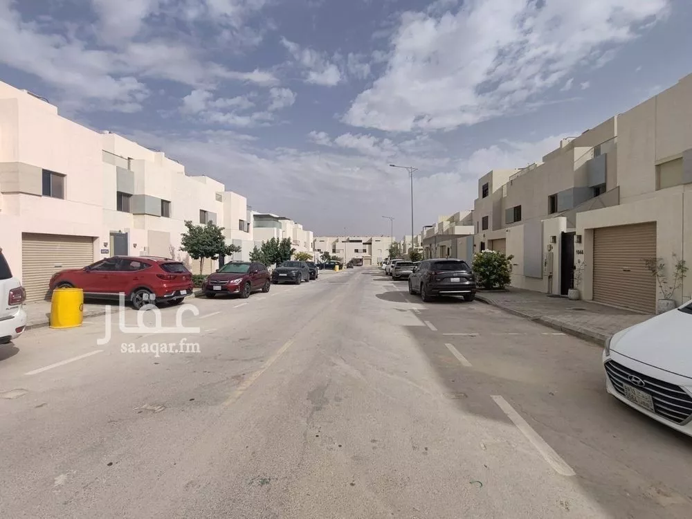 4 bedroom villa in Al Narjis 3