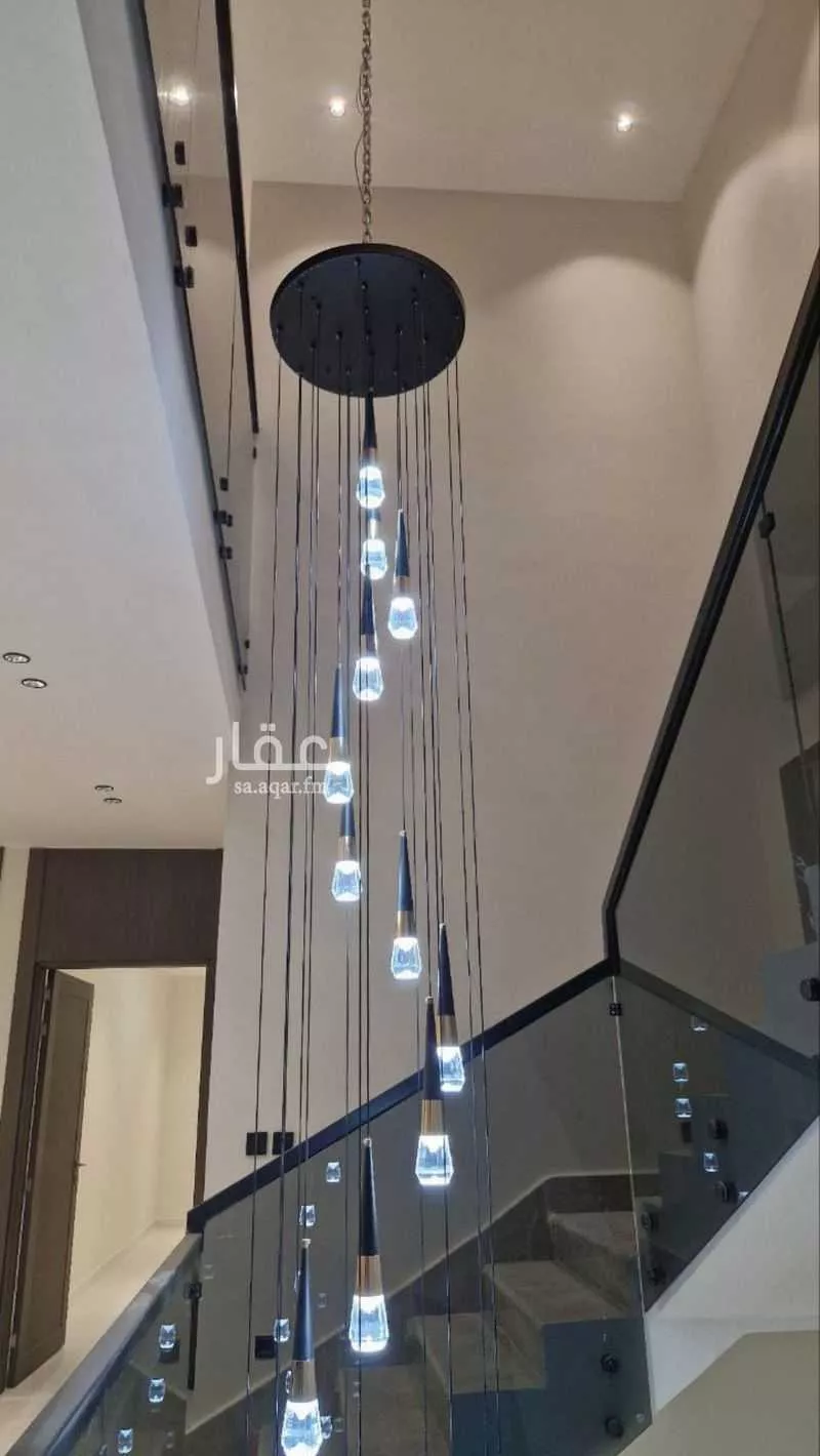 فيلا 7 غرف في الشعلة 3