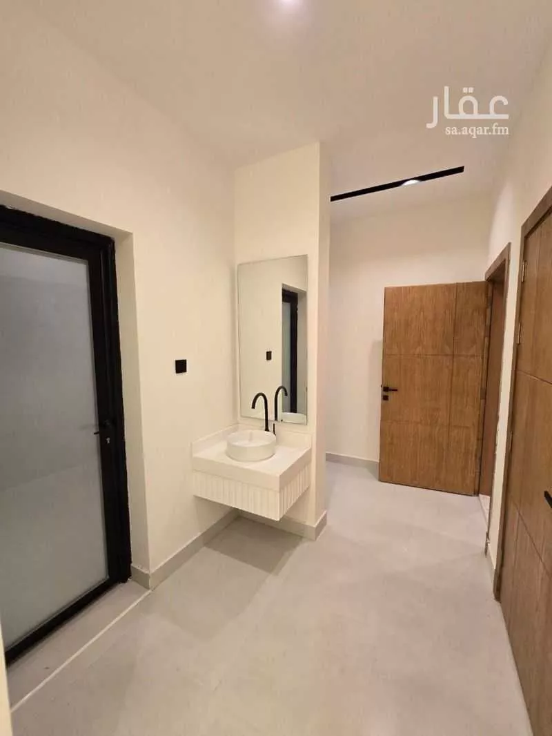 شقة 5 غرف في الشعلة 1