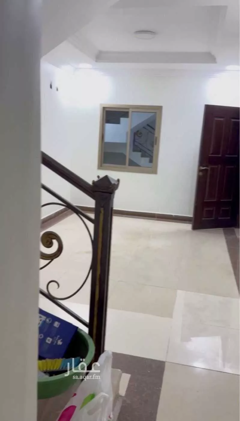 شقة 6 غرف في النورس 2