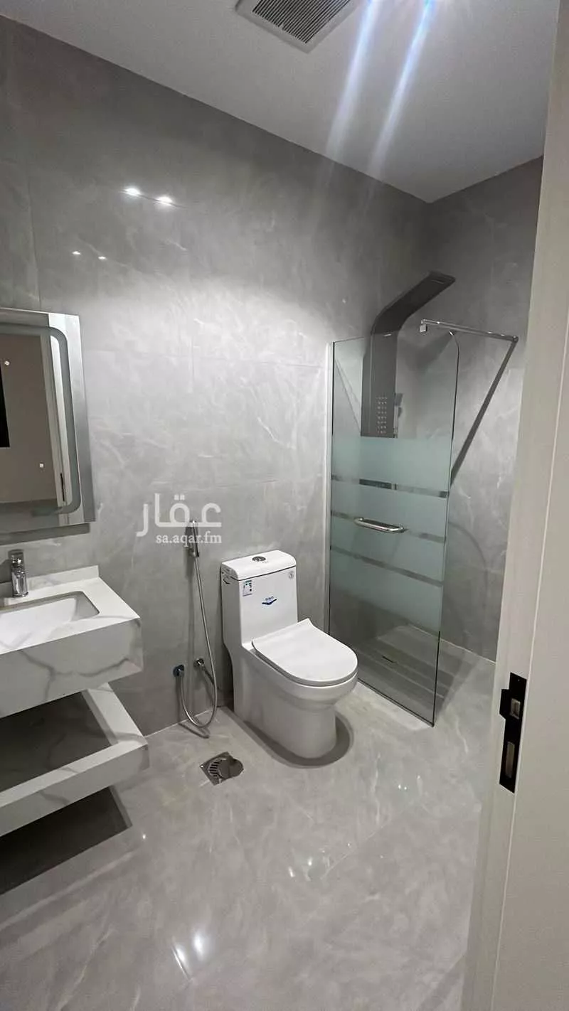 شقة 5 غرف في طيبة 1