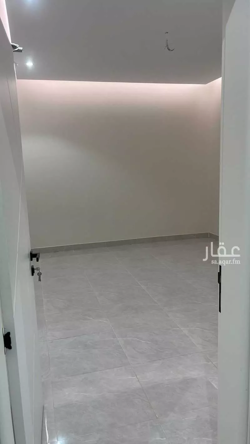 شقة 5 غرف في طيبة 3