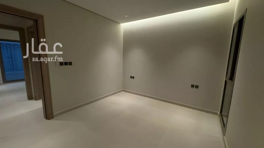 4 bedroom floor in Al Aridh 1