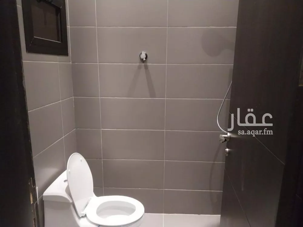 4 bedroom apartment in Qurtubah, Riyadh 4