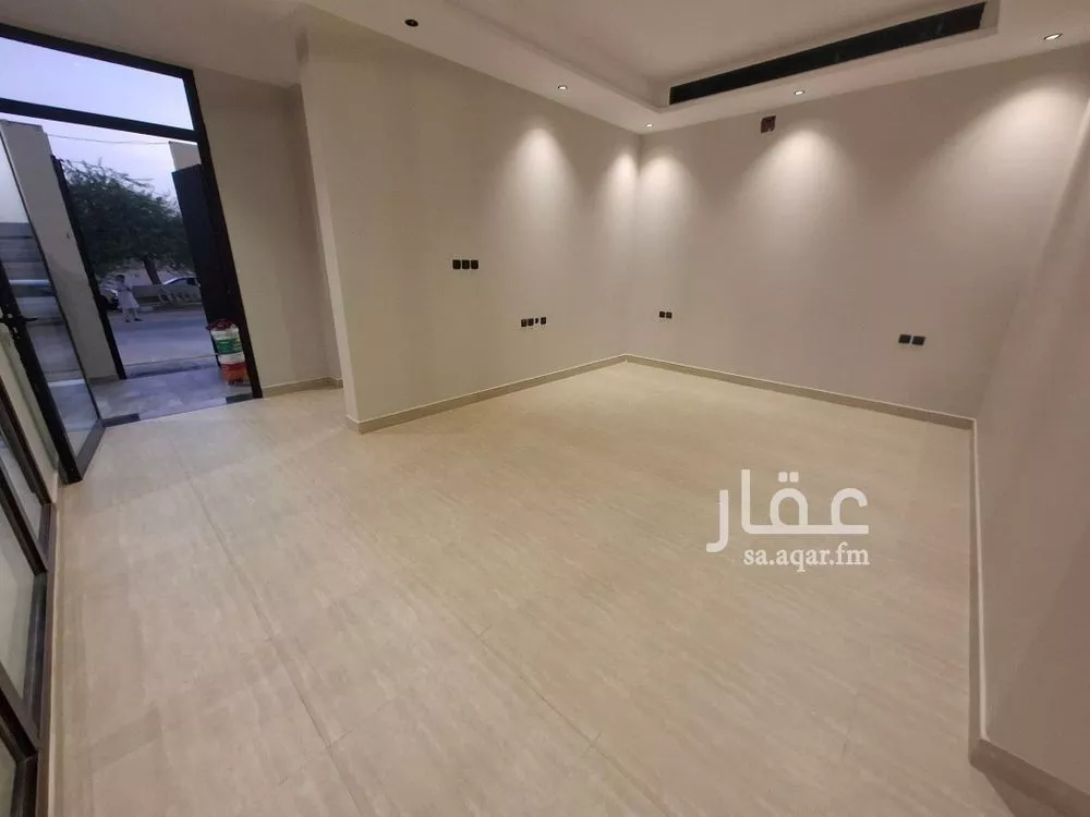 5 bedroom villa in King Faisal, Riyadh 4