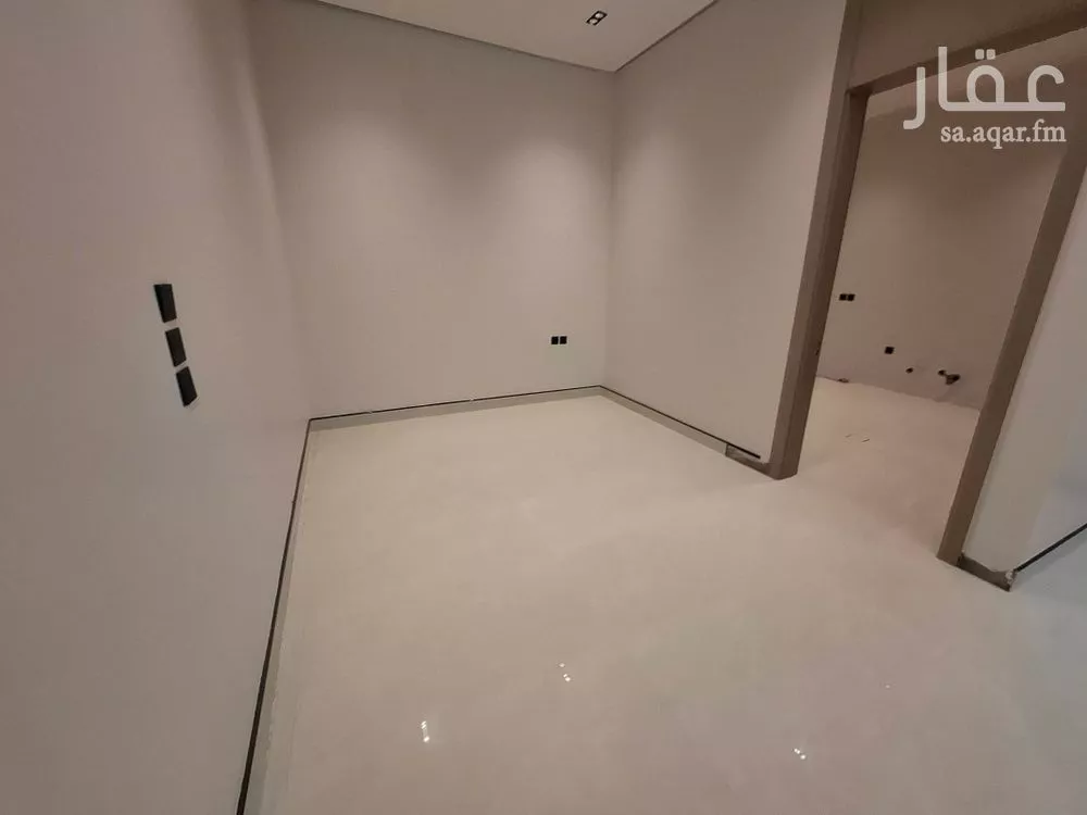 فيلا 5 غرف في السعادة 5