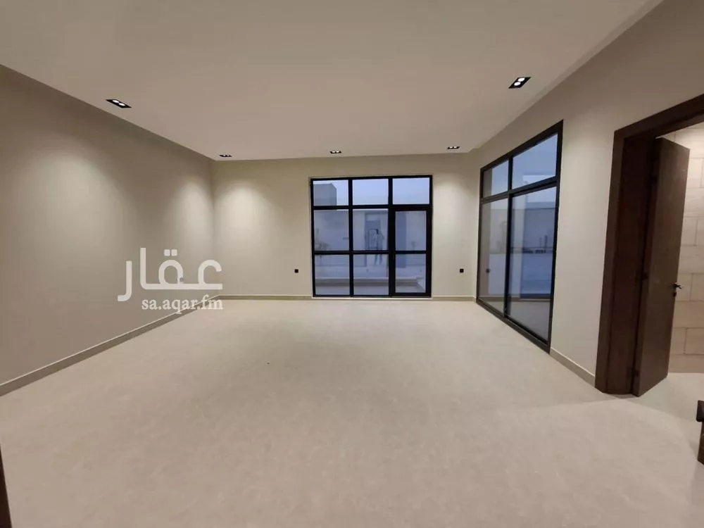 4 bedroom villa in Qurtubah, Riyadh 18
