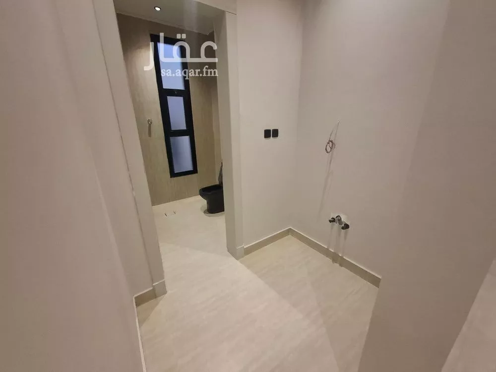 5 bedroom villa in King Faisal, Riyadh 24