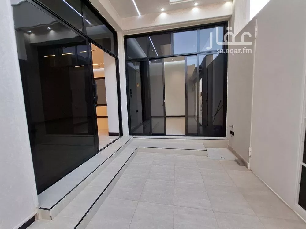 فيلا 5 غرف في الرمال 4