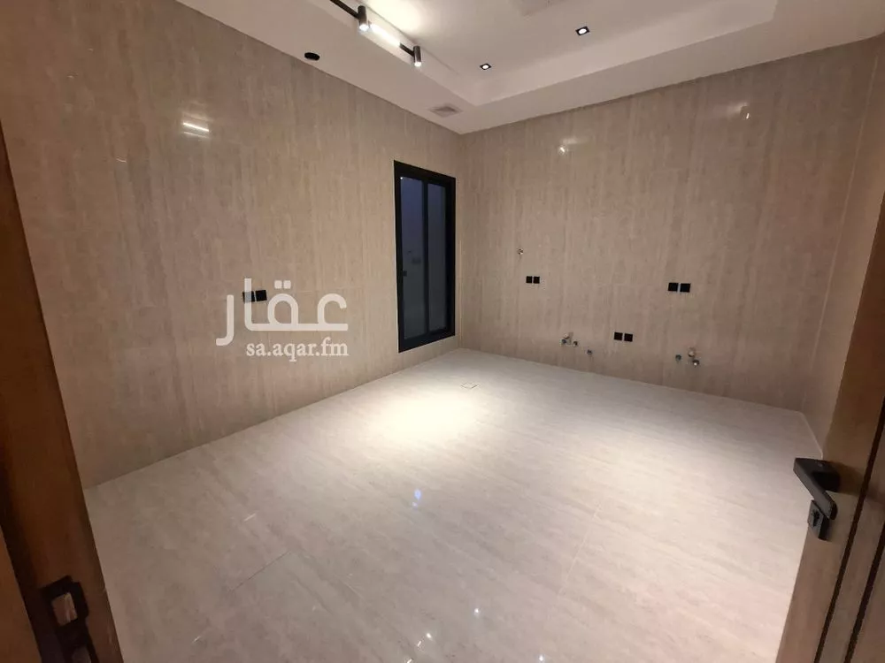 4 bedroom floor in Al Rimal 4