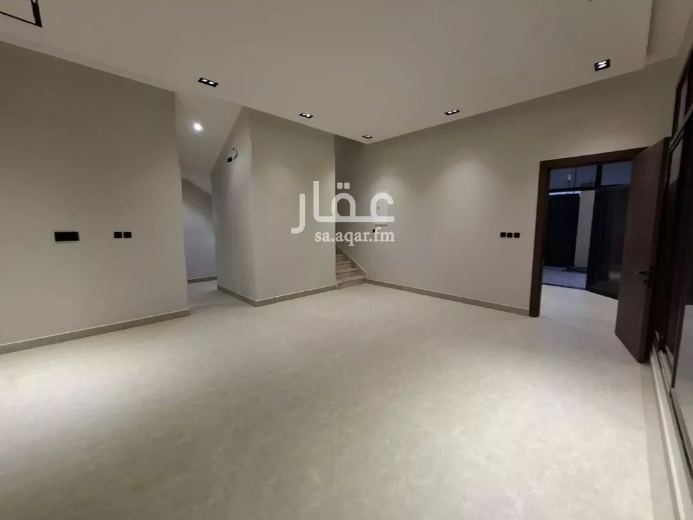 4 bedroom villa in Qurtubah, Riyadh 14