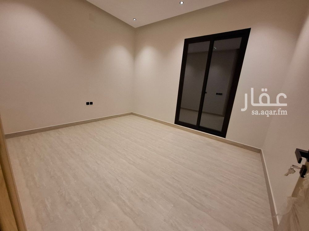 3 bedroom apartment in Ishbiliyah, Riyadh 8