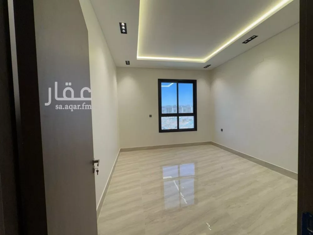 فيلا 5 غرف في الرمال 4