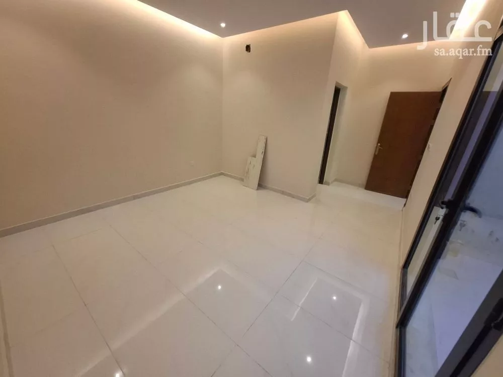 4 bedroom floor in Al Rimal 4