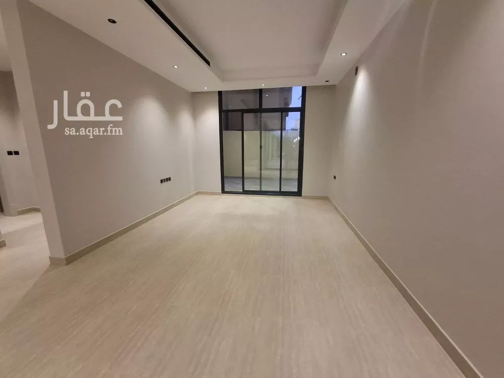 فيلا 5 غرف في السعادة 4