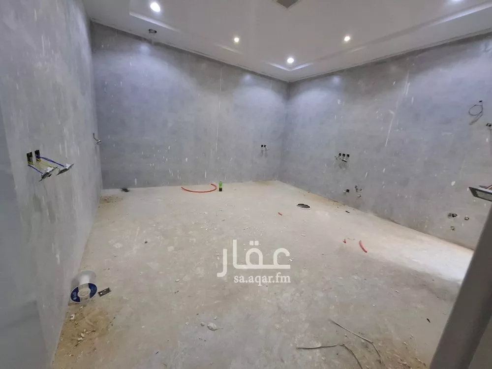 فيلا 5 غرف في النظيم 5