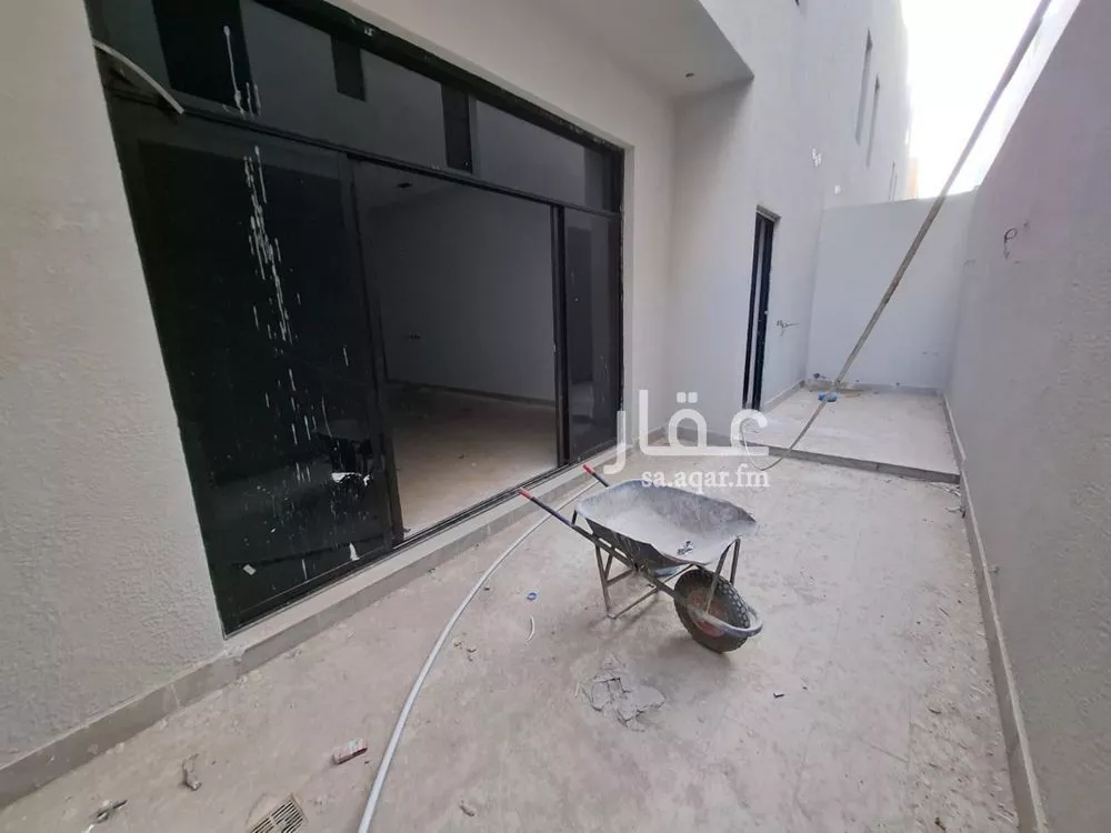 5 bedroom villa in Al Munsiyah 4
