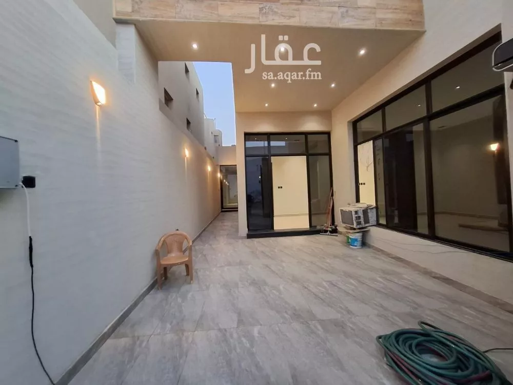 7 bedroom villa in Qurtubah 2