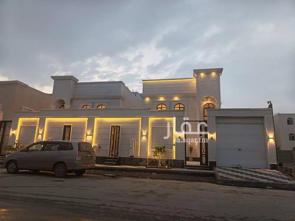 فيلا 9 غرف في اللؤلؤ 5