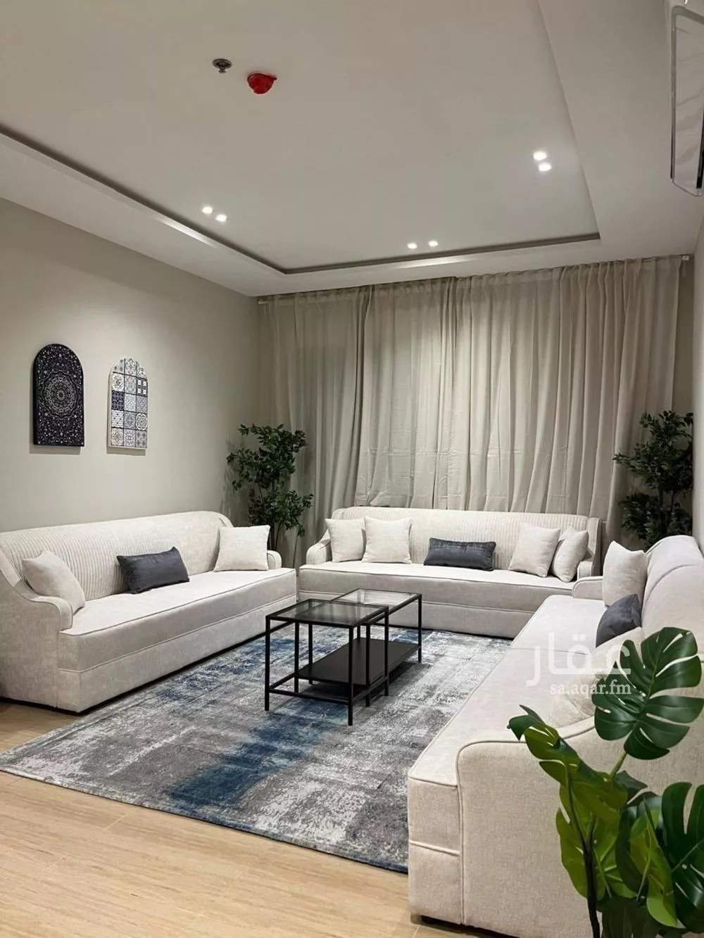 شقة 4 غرف في الحمرا 2