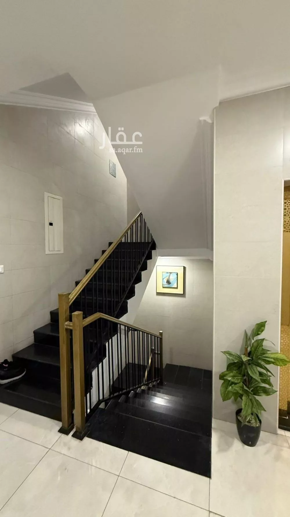 عمارة 162 م² في الثقبة 5