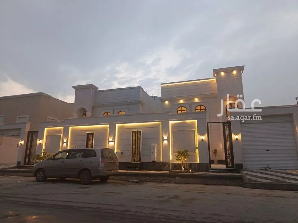 فيلا 9 غرف في اللؤلؤ 4