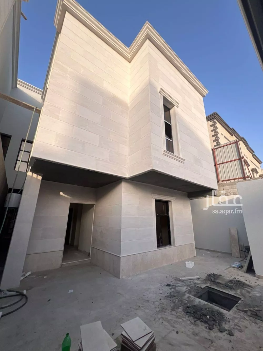 فيلا 9 غرف في ضاحية الملك فهد 3