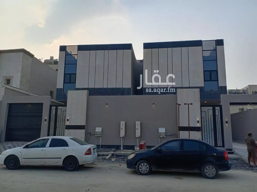 فيلا 8 غرف في ضاحية الملك فهد 5