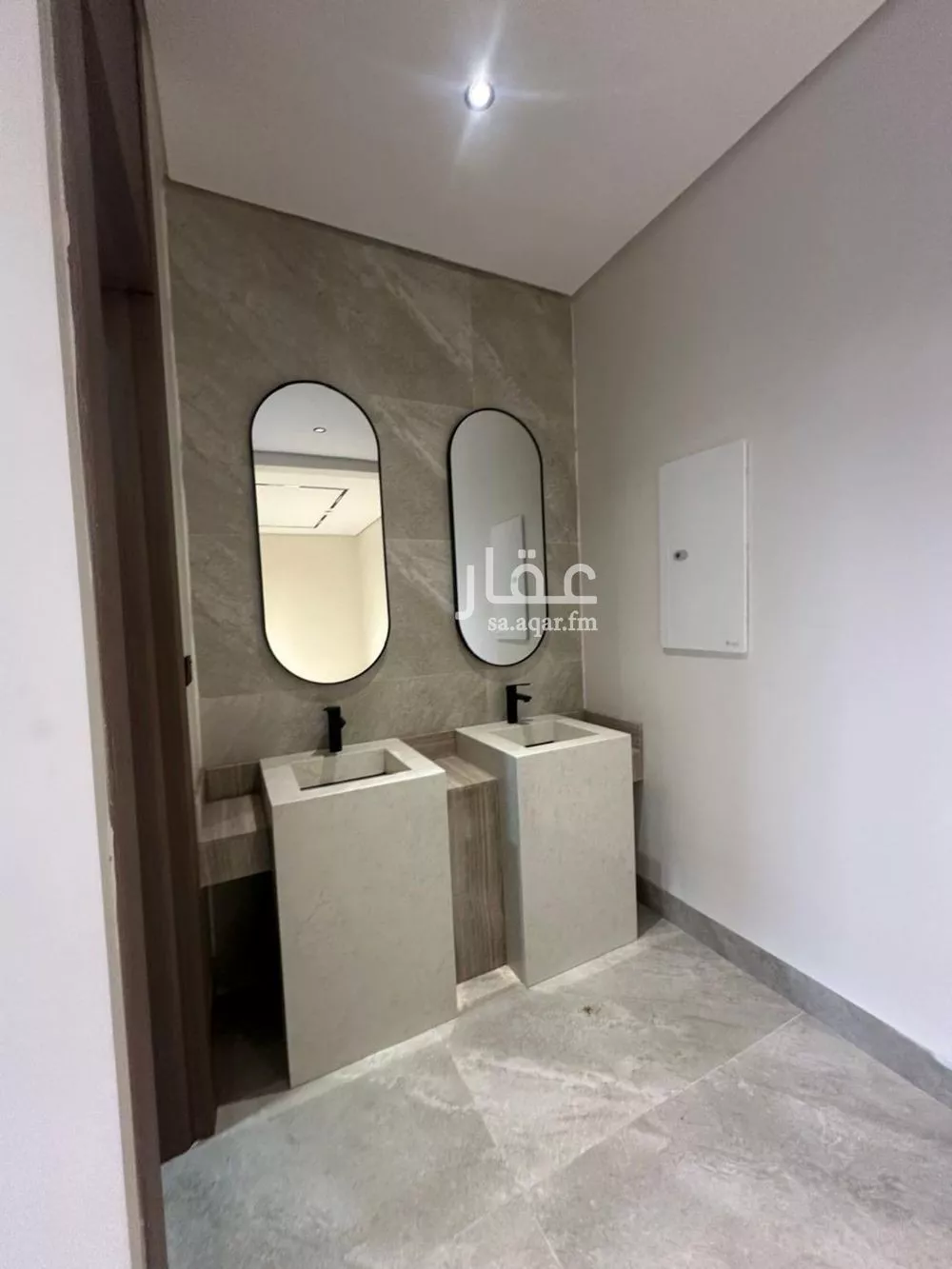 8 bedroom villa in Ash Sharq 4