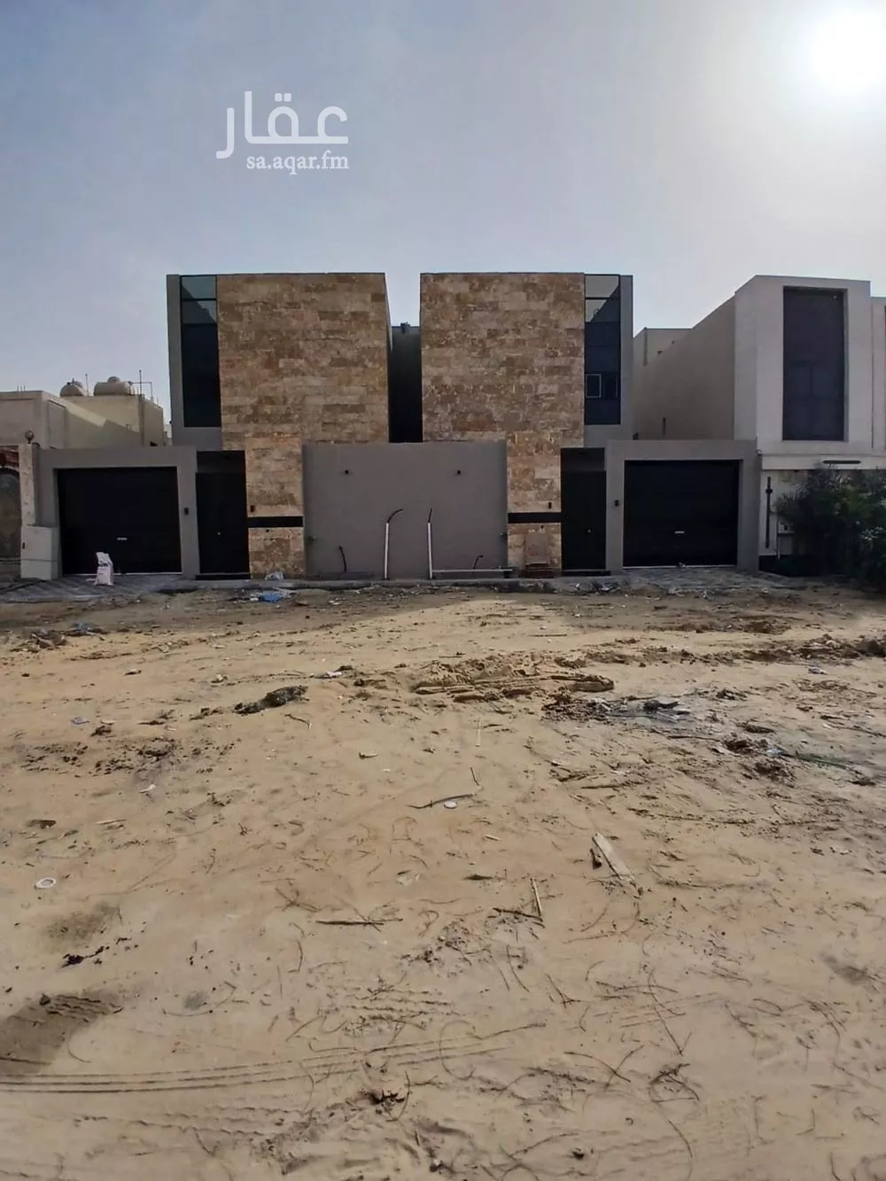 فيلا 8 غرف في ضاحية الملك فهد 2