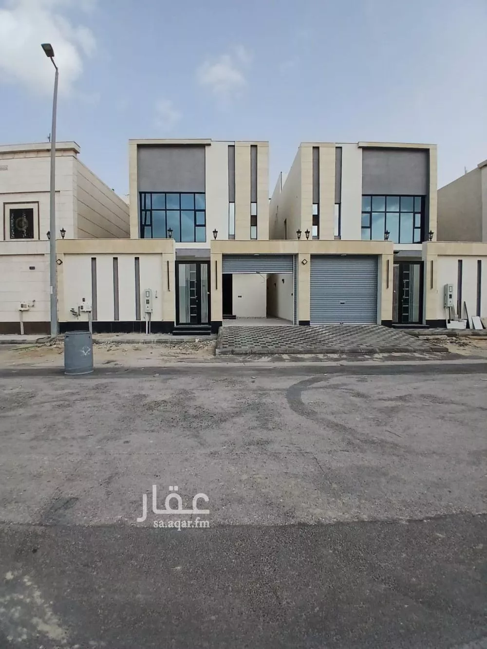 فيلا 8 غرف في ضاحية الملك فهد 2