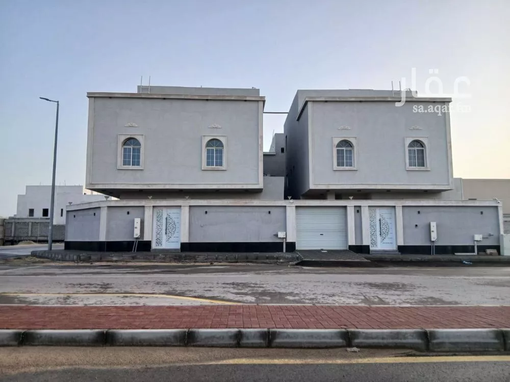 8 bedroom villa in Al Lulu