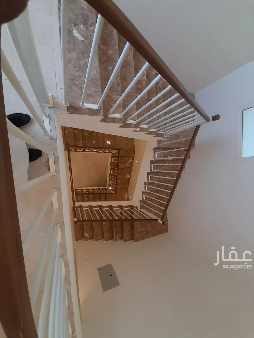 دوبلكس 8 غرف في اللؤلؤ 5