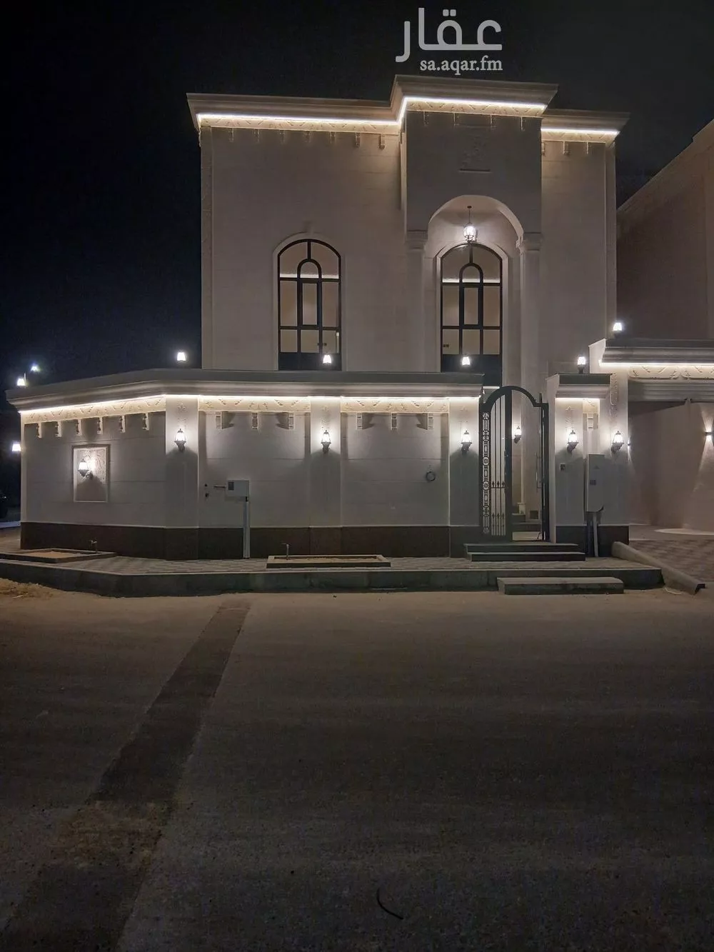 فيلا 9 غرف في الصواري 2