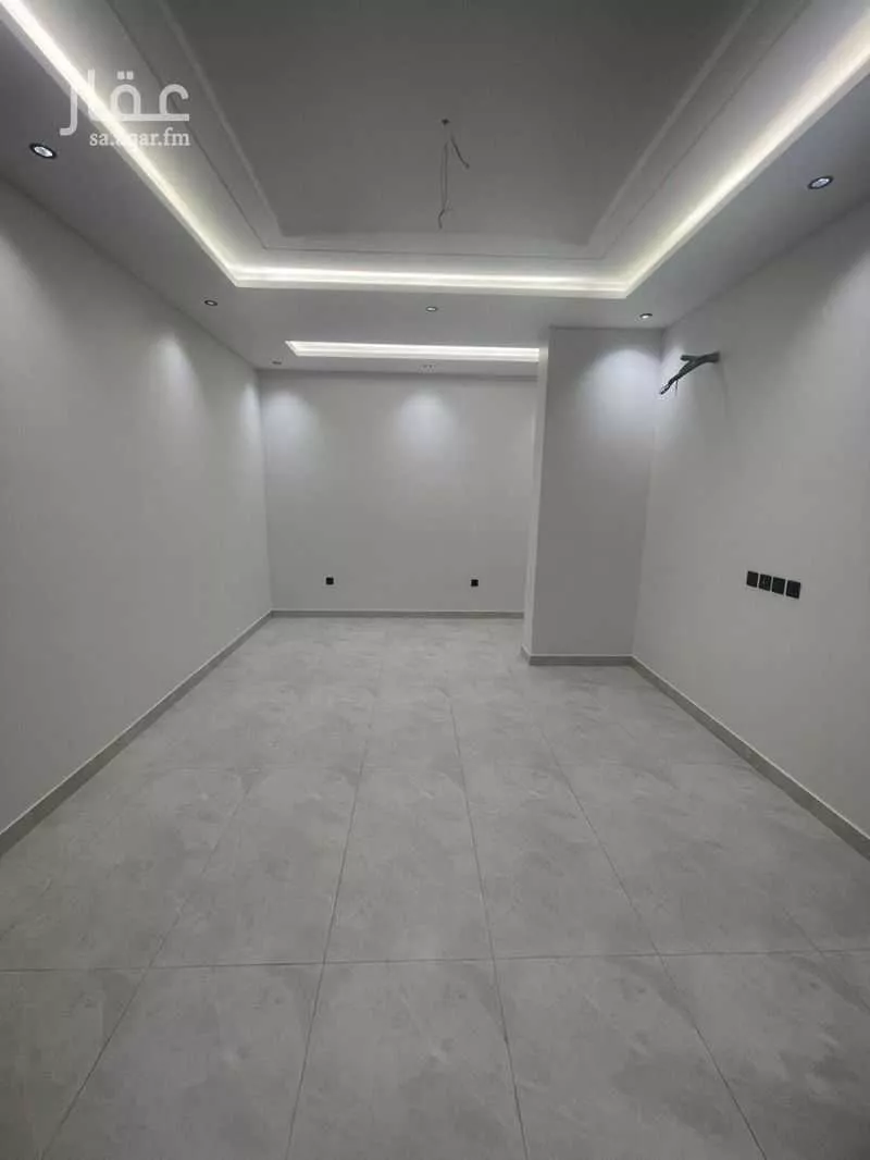 شقة 4 غرف في النزهة 3