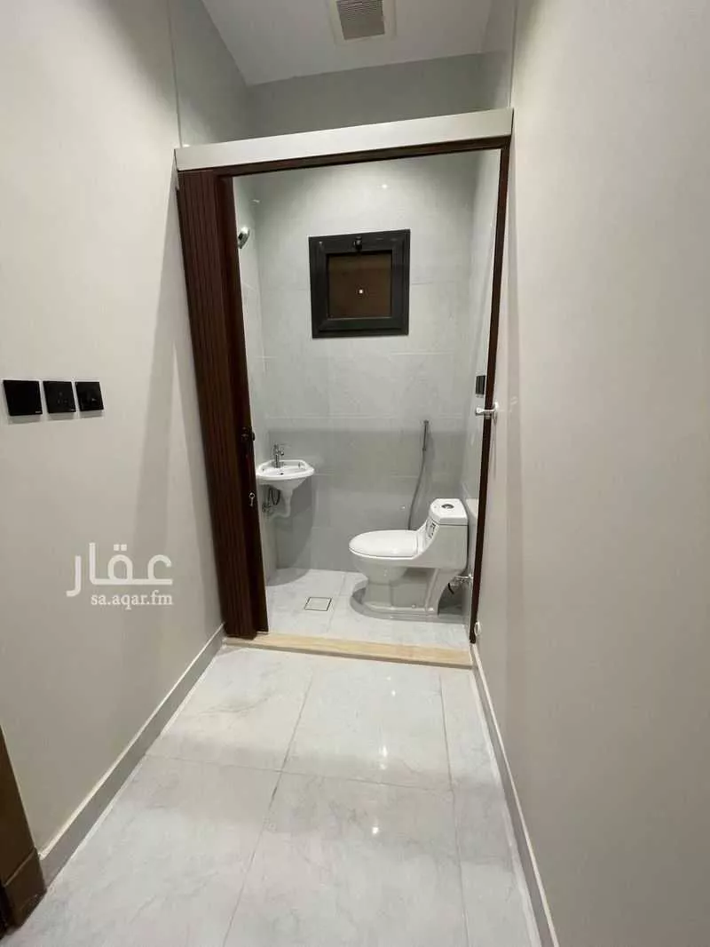 5 bedroom apartment in Al Marwa 4