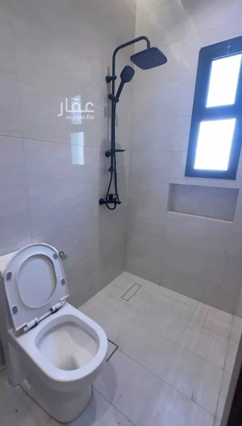 شقة 3 غرف في الريان 4