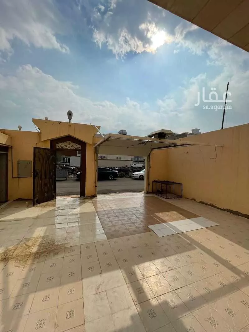 9 bedroom villa in Shathah, Madinah 6