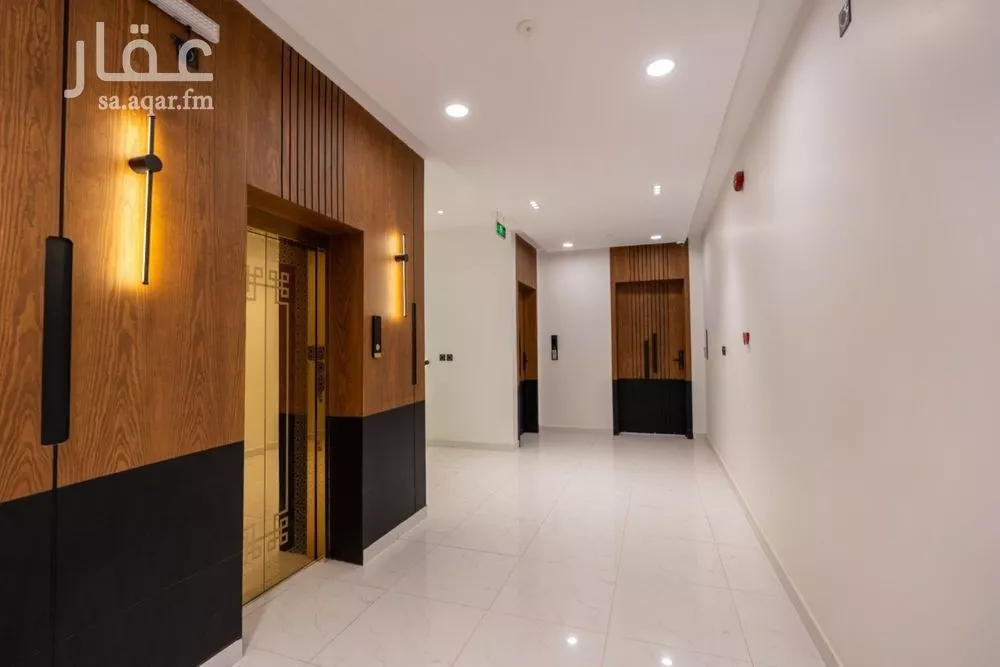 3 bedroom apartment in Al Uraija Al Gharbiyah 4