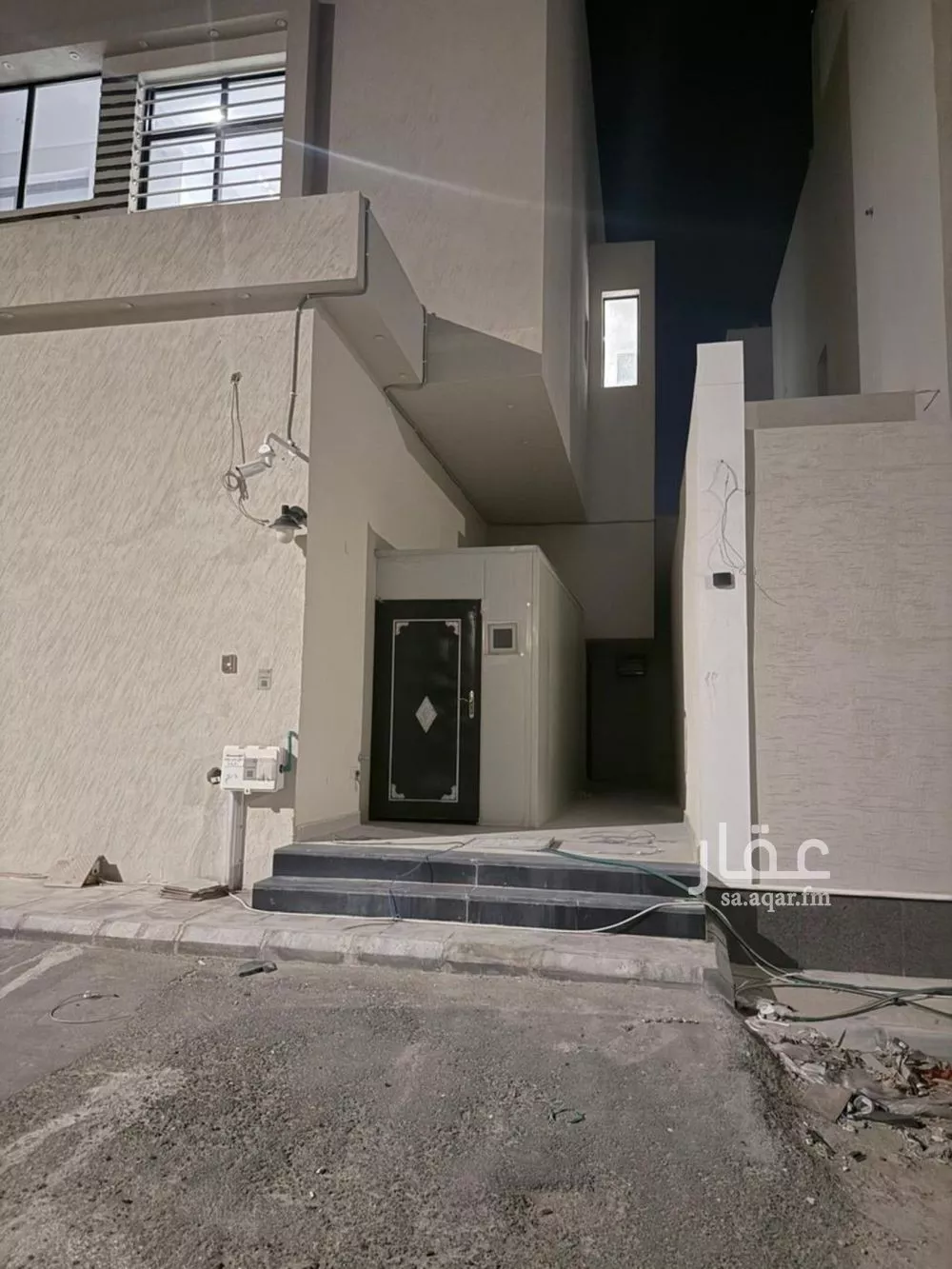 فيلا 4 غرف في الجنادرية