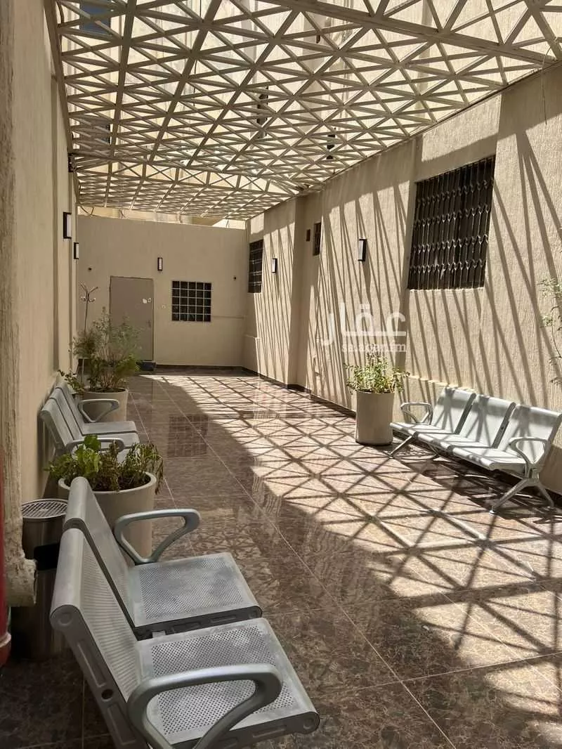 4 bedroom office in Al Mathar Ash Shamali, Riyadh 9