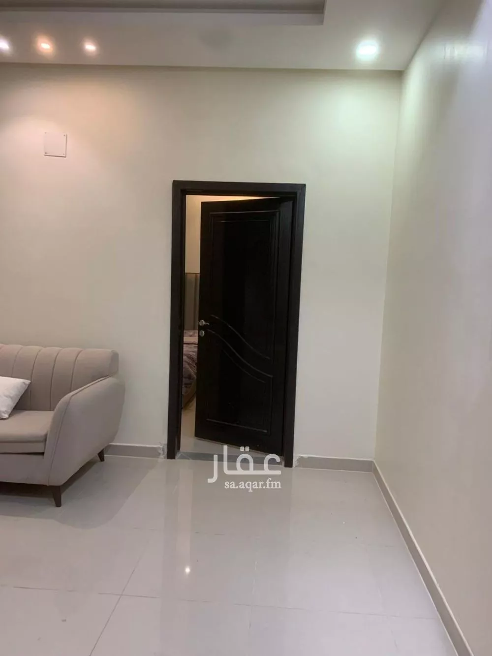 شقة 1 غرف في ظهرة لبن 5