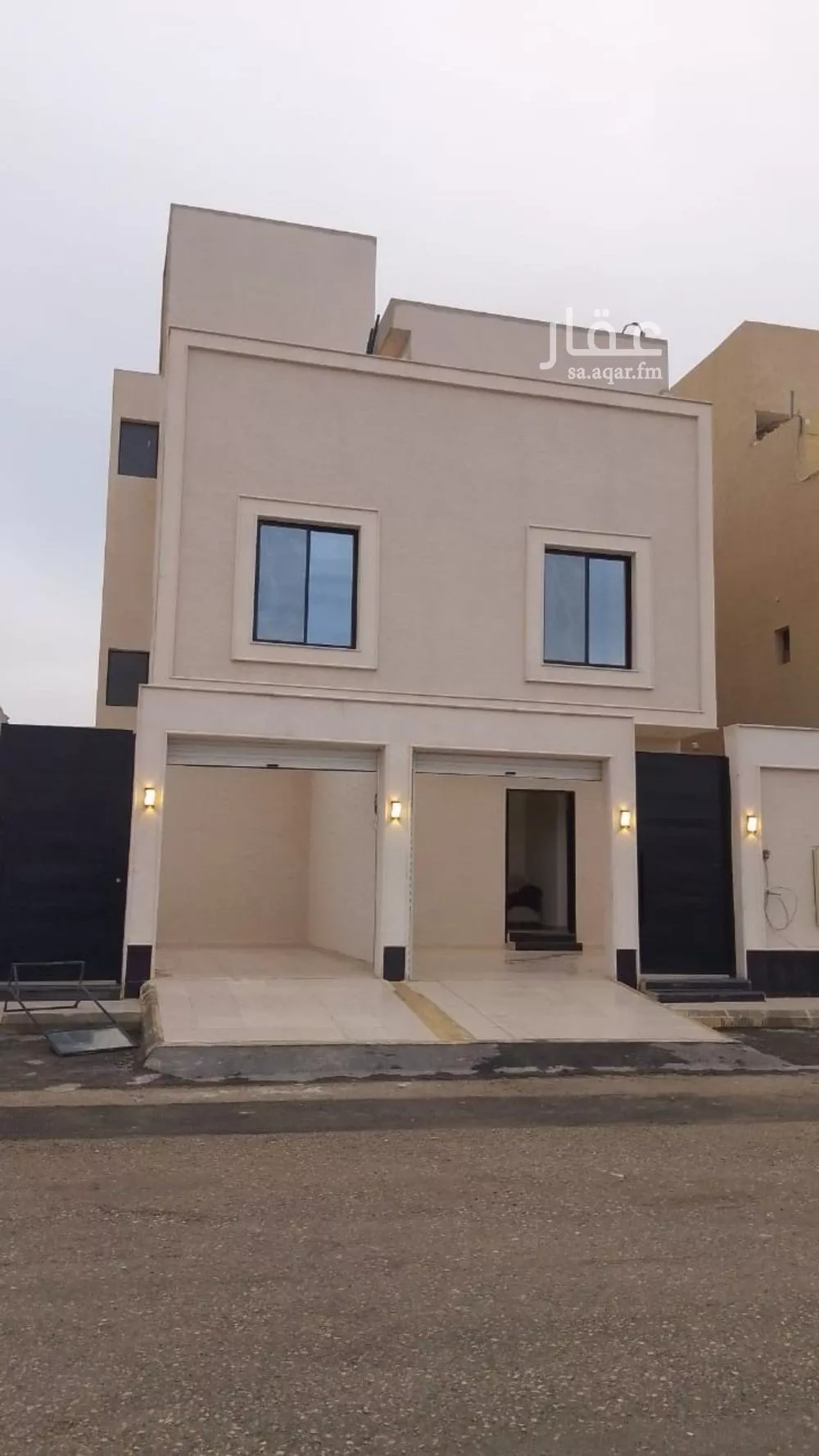 دور 3 غرف في الشرق