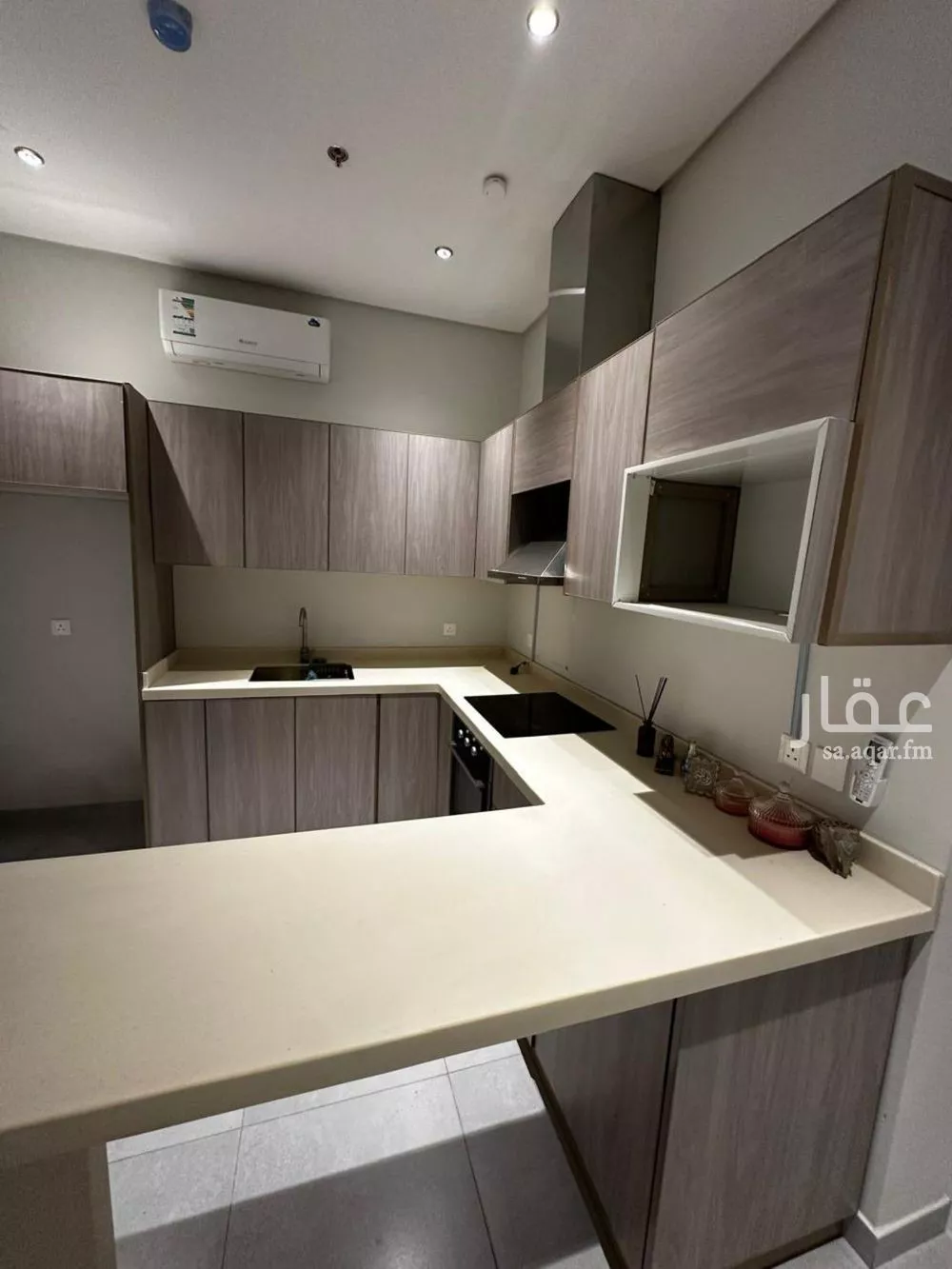 شقة 3 غرف في الملقا 1