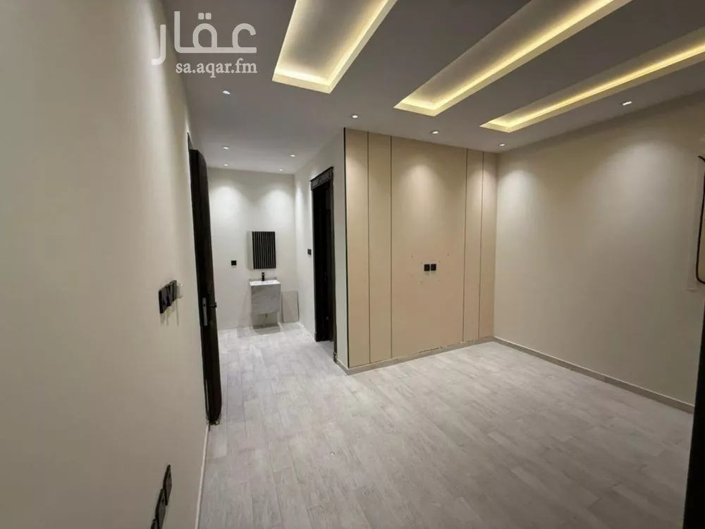 دور 5 غرف في العارض 5