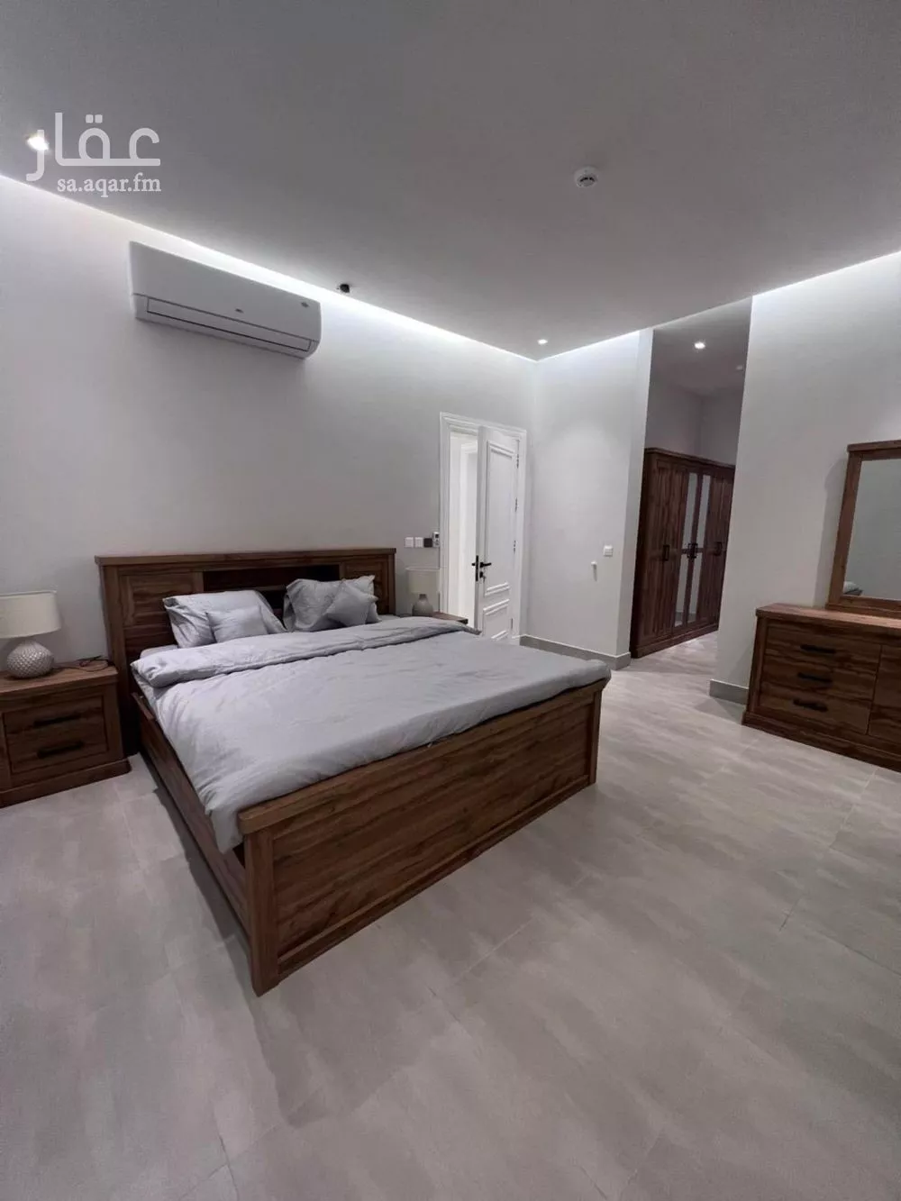 شقة 3 غرف في الملقا 2